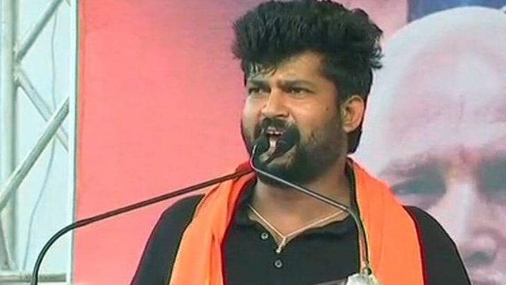 https://salarnews.in/public/uploads/images/newsimages/maannewsimage20092026_220652_Pratap Simha.jpg